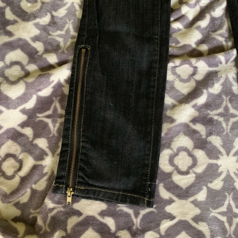 Jeans - Picture 3 of 5